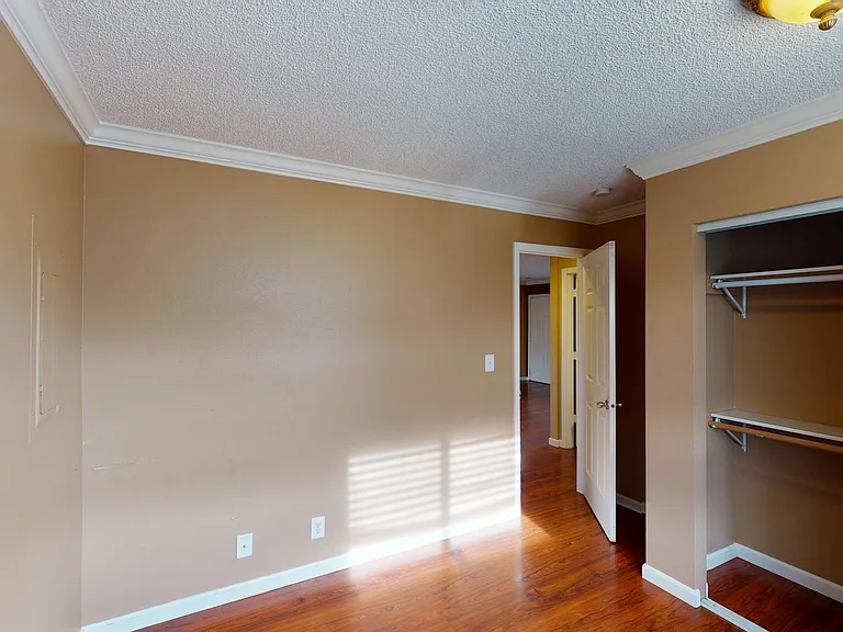 525 N Roosevelt St — Photo 13
