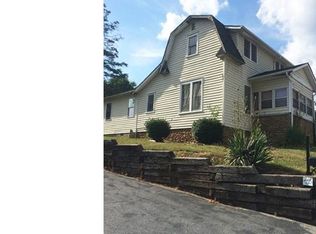 31 Woodland Dr, Waynesville, NC 28786