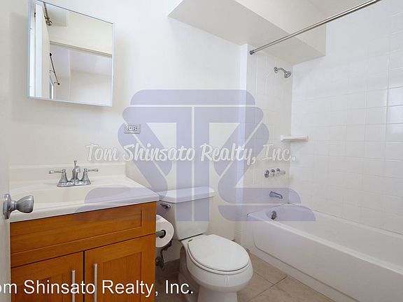 4th image of 444 Kuamoo St APT 302