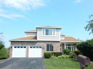 152 Periwinkle Ln, Bolingbrook, IL 60490