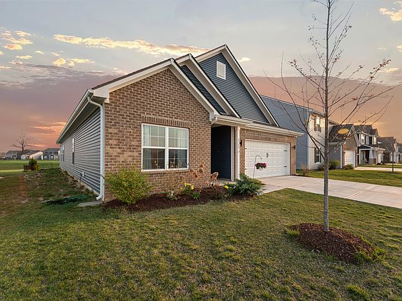 3rd image of 6769 Honeysuckle Way