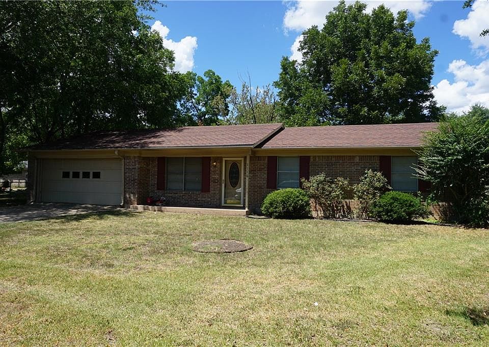1st image of 1116 McGrede Dr