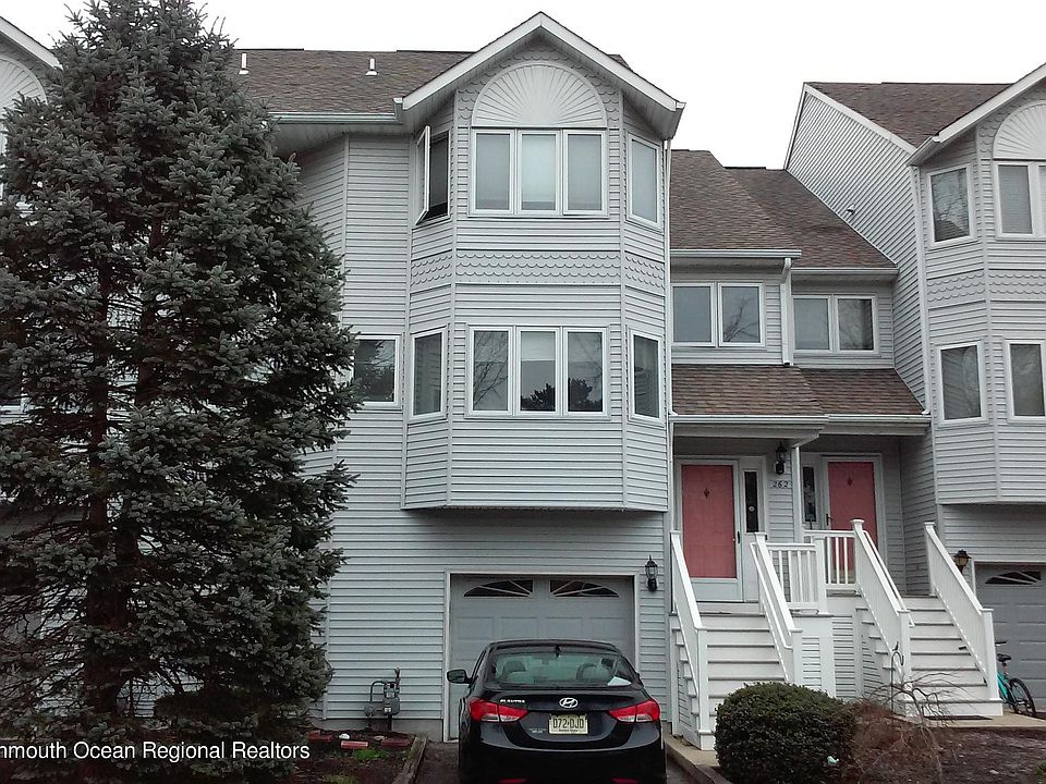 1st image of 262 Marigold Ct #262