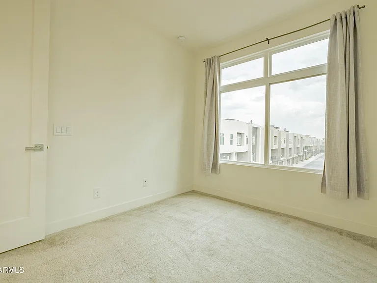6850 E McDowell Rd #7 — Photo 32