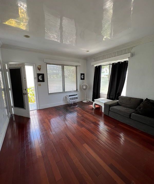1st image of 1026 Euclid Ave