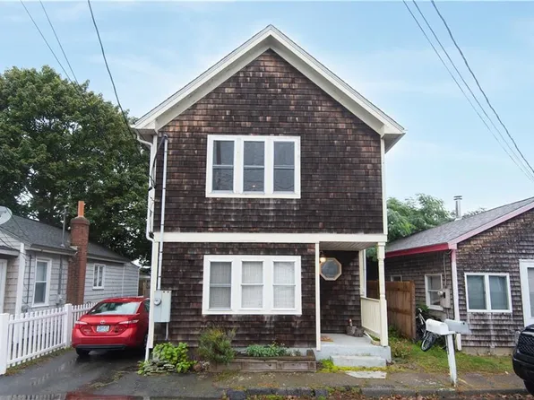 13 Island Ave, Portsmouth, RI 02871