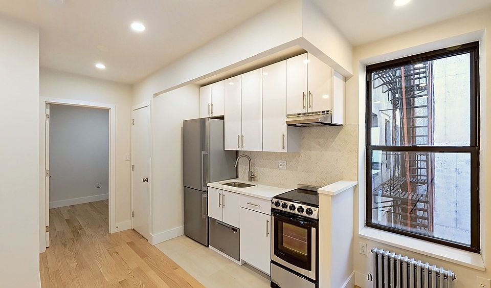 1st image of 19 Stanton St APT 53
