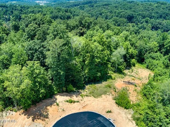 675 Travellers Way, Lenoir City, TN 37771