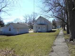 101 W Cooper St, Colfax, IL 61728