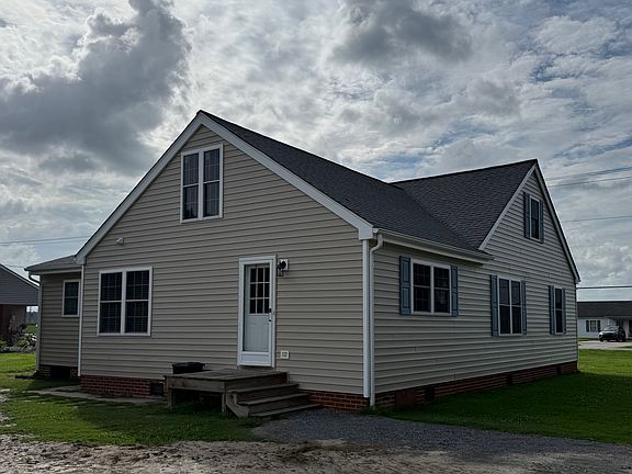 3rd image of 1935 Nixonton Rd