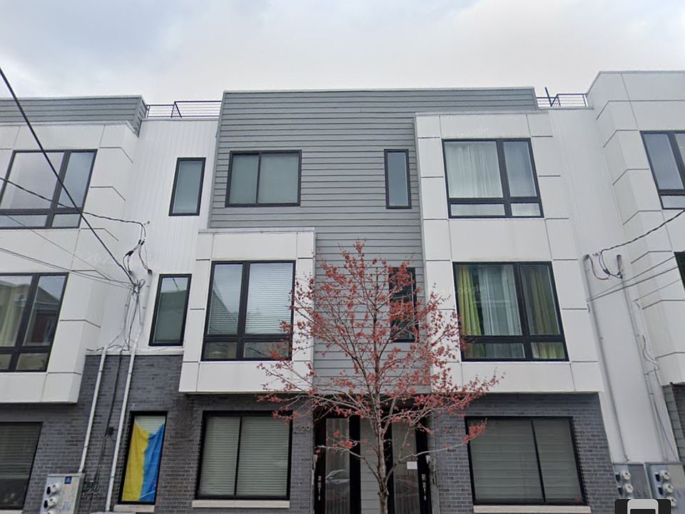 1st image of 1227 N 5th St #1