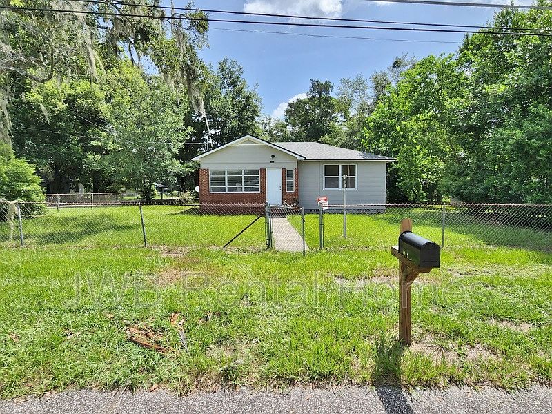 1st image of 8973 Van Buren Ave