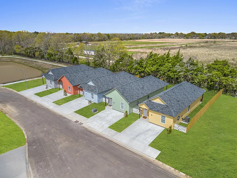 The Crest Homes — Photo 38