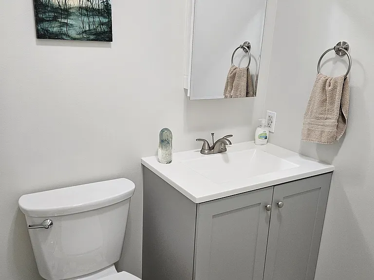 5925 Lynd Rd #3 — Photo 5