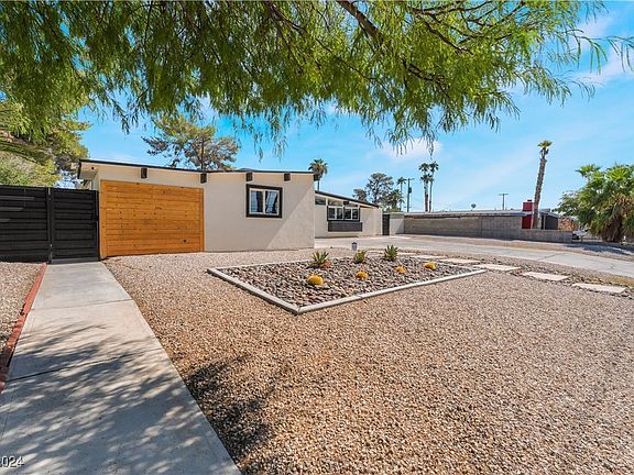 4th image of 3188 Sundown Dr