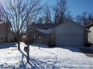 5975 Woodmill Dr, Fishers, IN 46038