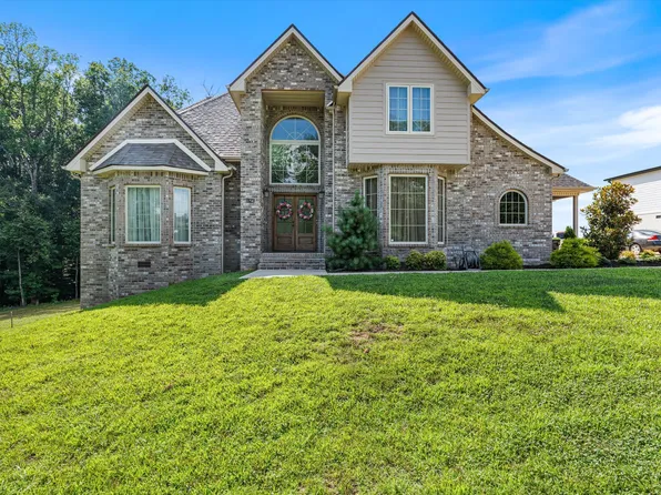 823 Shady Bluff Trl, Clarksville, TN 37043