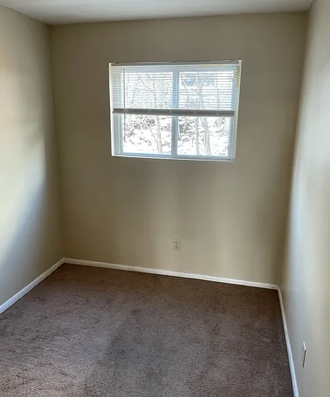 Riverview Apartments — Photo 19