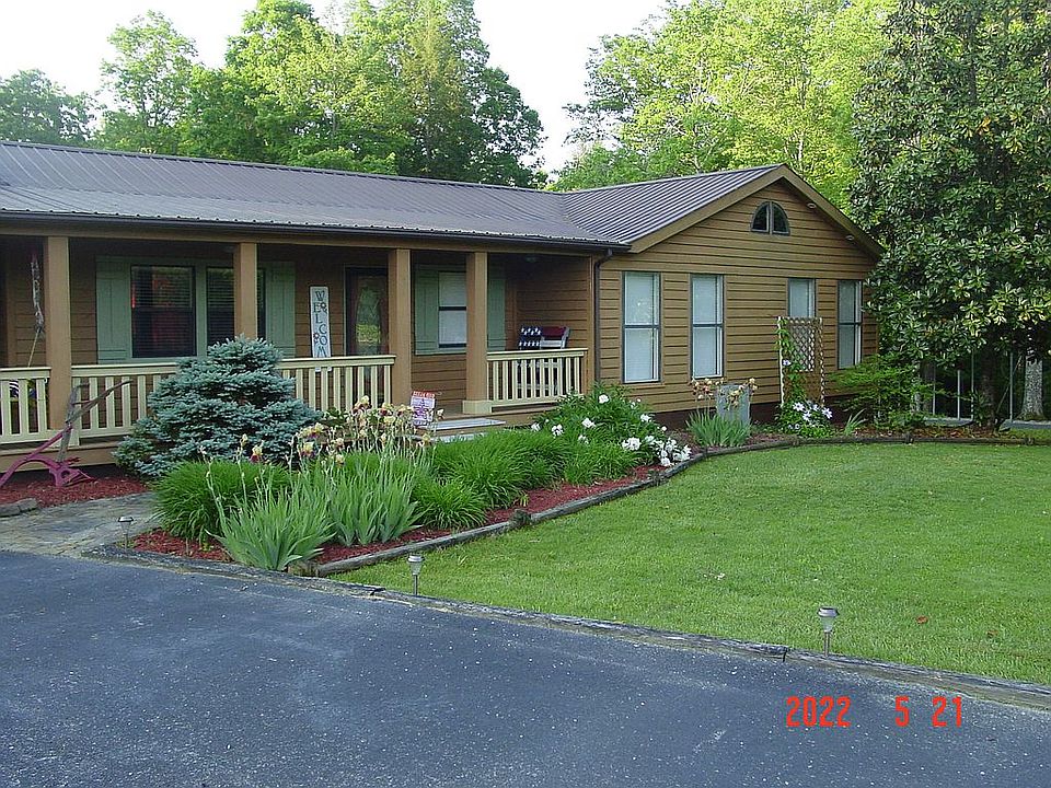 1st image of 10 Spring Hill Rd