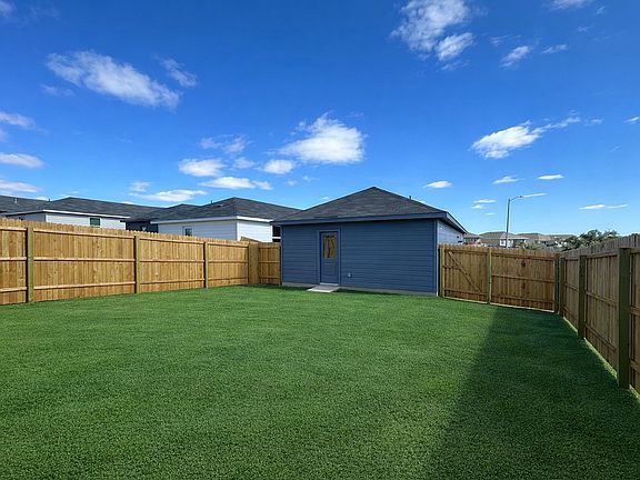 5th image of 3921 Millbrook Way #3921