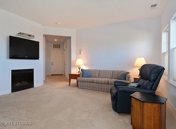 2nd image of 2692 Stone Cir Unit 103