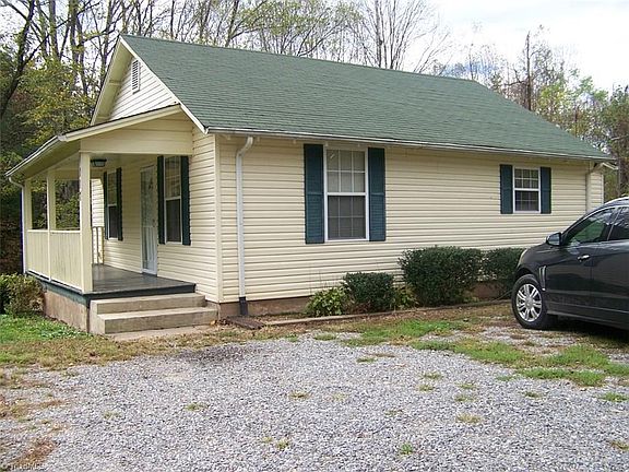 2nd image of 117 Leland Ln