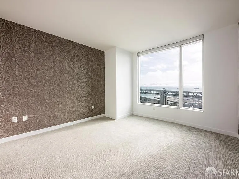301 Main St #22D — Photo 11