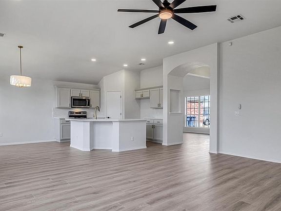 5th image of 14113 Fruit Orchard Pl
