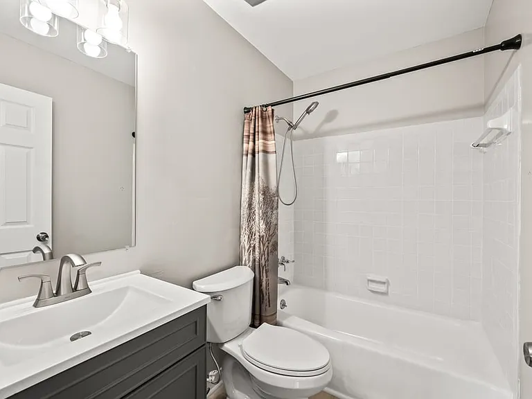 213 Southerly Hills Dr — Photo 17