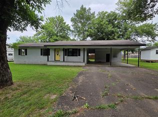 107 Mountain St, Danville, AR 72833