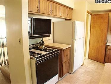 5th image of 4967 Donald Ave