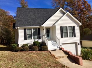 104 Oak Ridge Dr, Greenwood, SC 29649