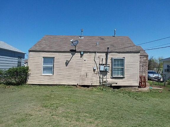 5th image of 2514 SW A Ave