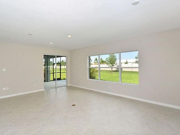 5th image of 7024 White Willow Ct