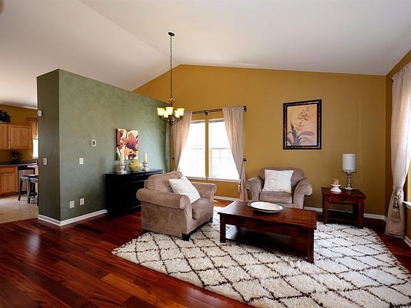 3rd image of 10243 E Avondale Cir