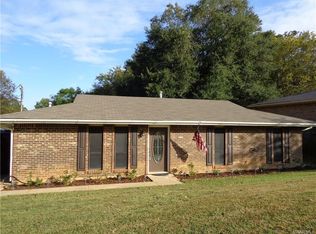 234 Woodvale Rd, Prattville, AL 36067