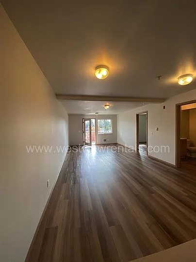 135-139 Prince Ave — Photo 33