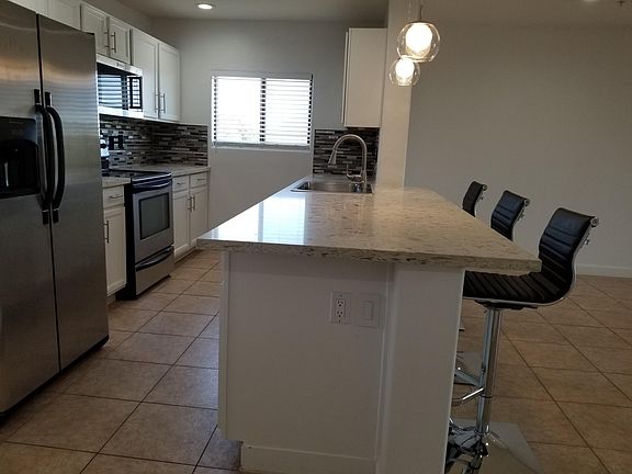 5th image of 11680 N Saguaro Blvd #201