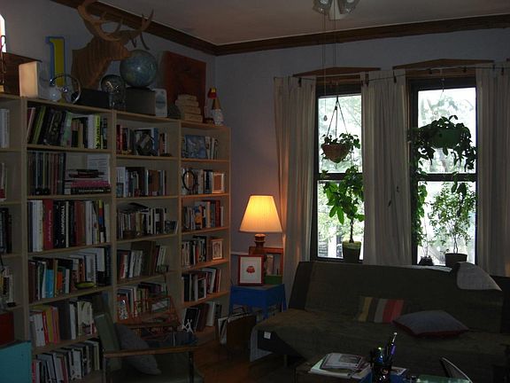 2nd image of 2225 W Chicago Ave APT D