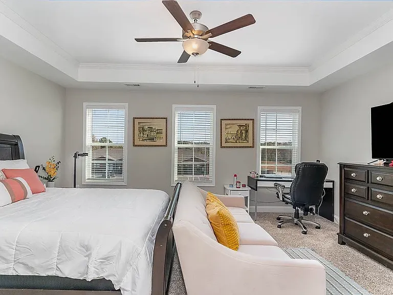 1006 Gateway Commons Cir — Photo 20