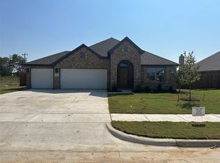 577 Mbs Way, Pilot Point, TX 76258