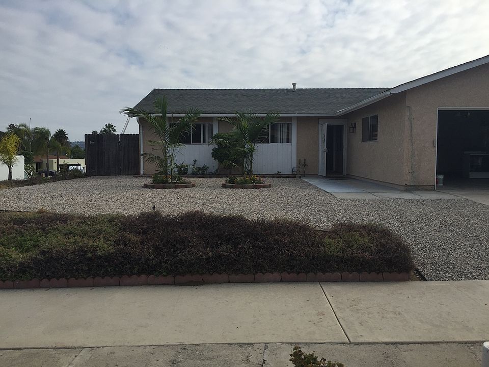 2nd image of 5223 Leon St