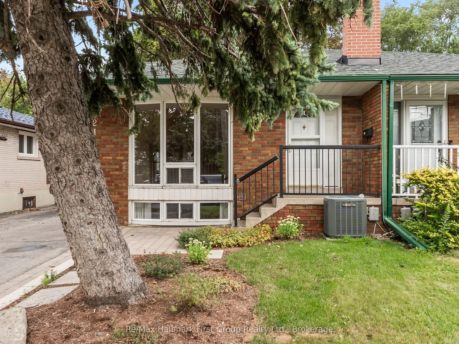 4 bed, $3,600 — Photo 2