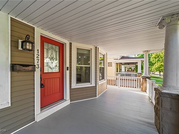 3rd image of 1273 Mathews Ave