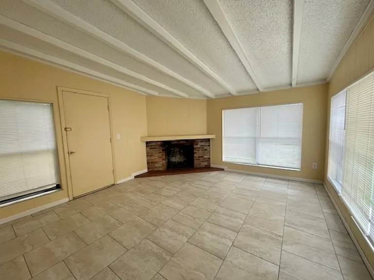 3709 Needles Dr — Photo 9