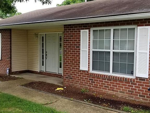 2nd image of 3172 Zion St