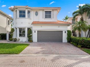 1549 Breakwater Ter, Hollywood, FL 33019