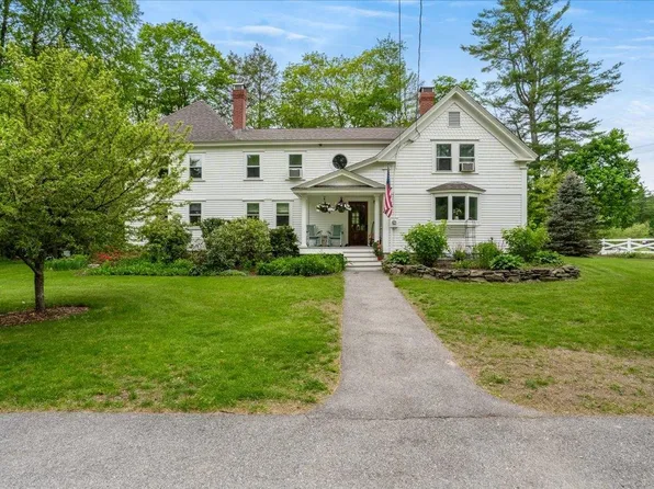92 Mast Road, Lee, NH 03861