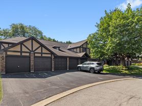 850 Sheldon Ct