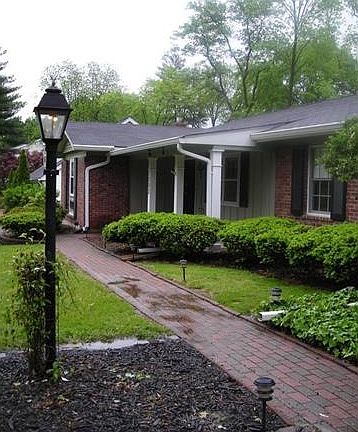 4th image of 1202 Glenvista Pl